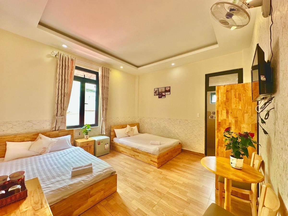Hotel Khach San Minh Ha Dalat Exterior foto