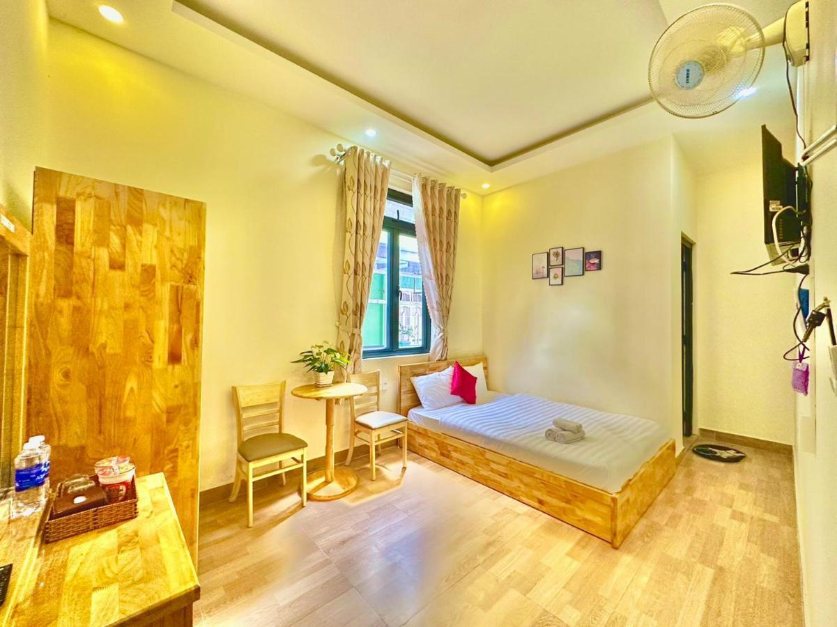 Hotel Khach San Minh Ha Dalat Exterior foto
